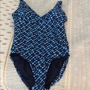 Lands' End Blue and Black Women's One Piece Swimsuit